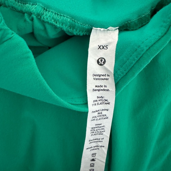 lulu lemon women’s shorts - Picture 2 of 2